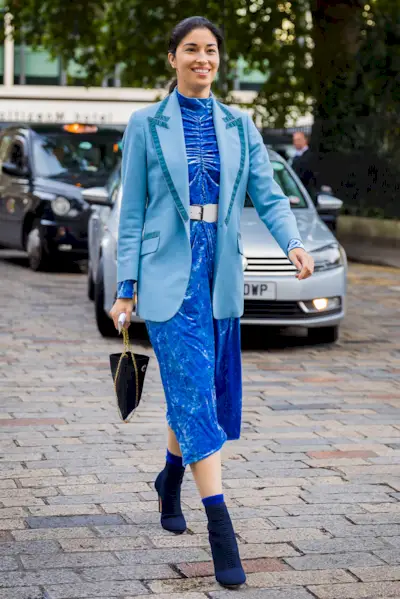 dresses-with-belts-254619-1523473072789-image