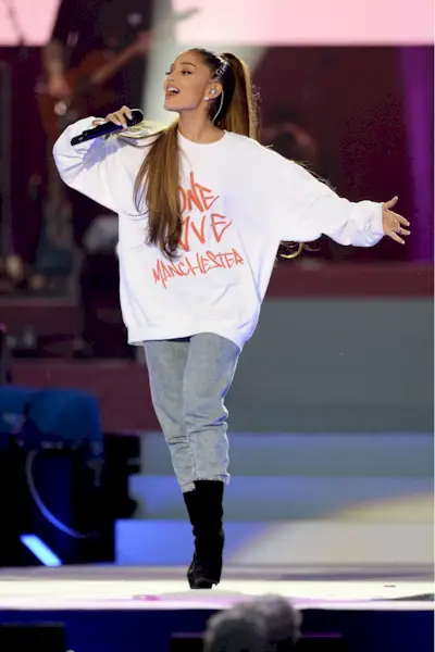 ariana-grande-style-275100-1544759516393-main