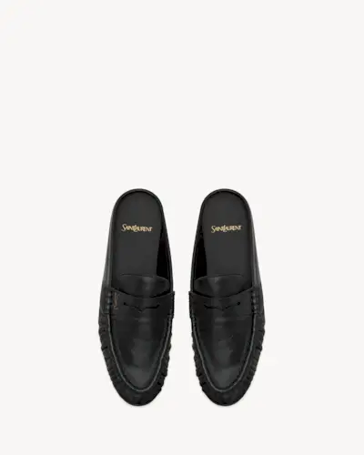 Le Loafer Mules in Shiny Creased Leather