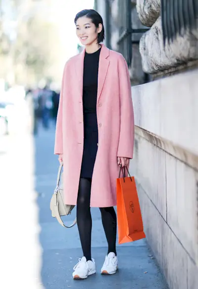 black-tights-white-sneakers-243618-1512118586557-image