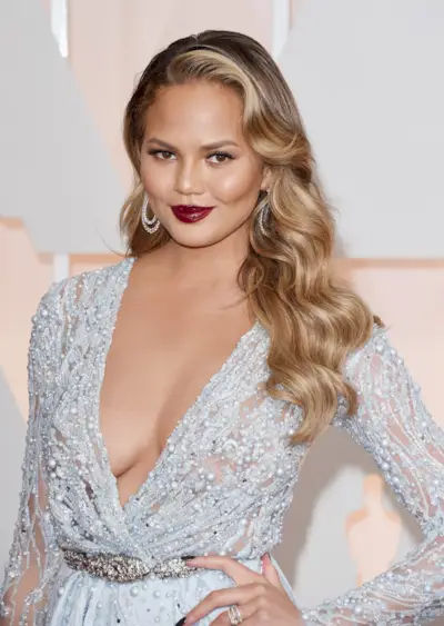 blonde-hair-colors-for-every-skin-tone-279613-1556659031667-image