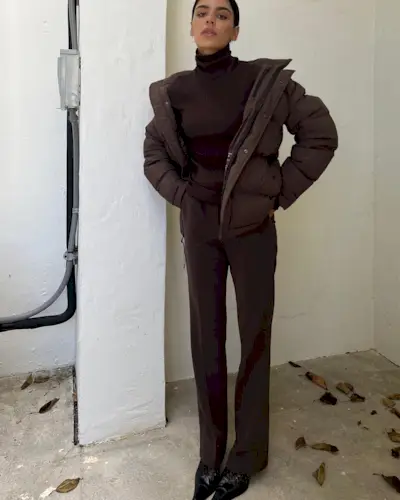 chic-turtleneck-outfits-304302-1670362457737-main