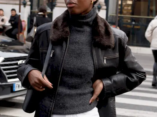 chic-turtleneck-outfits-304302-1670388792071-main