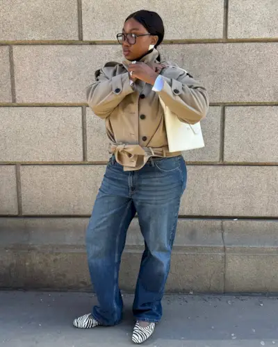 An image of a minimalist spring outfit.