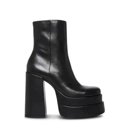 Steve Madden + Cobra Black Leather