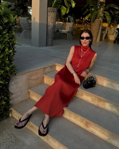 Summer Outfits With Red