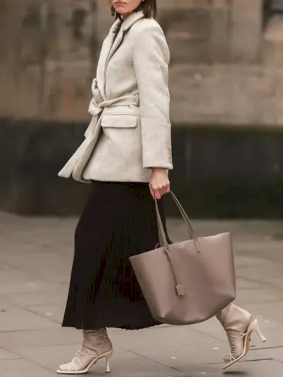 saint-laurent-shopping-leather-tote-bag-305860-1677685085250-image