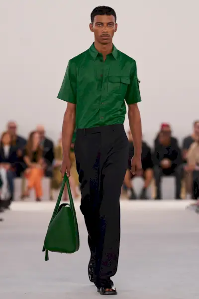 men-wearing-handbags-trend-311573-1705518522551-main