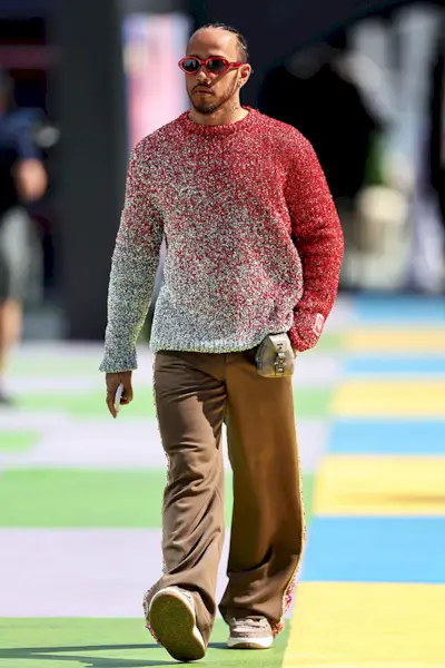 men-wearing-handbags-trend-311573-1705513451027-main