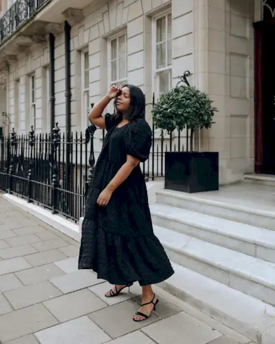 shoes-to-wear-with-midi-dresses-270073-1666011080290-image