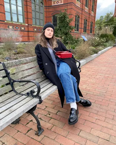 Allyson Payer wearing jeans.