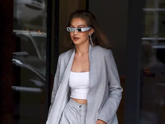 2010-fashion-trends-264622-1533325475598-main