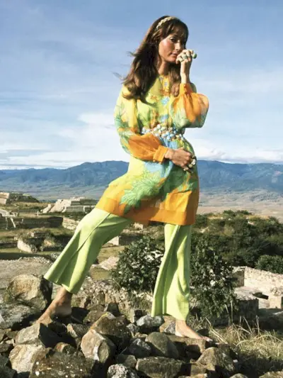 60s-fashion-239795-1562152223682-main
