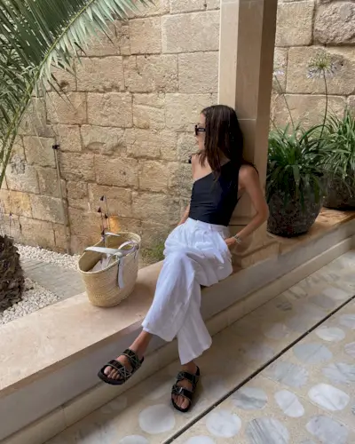 cute-comfy-outfits-242189-1655745809449-main