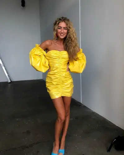 outfit-ideas-for-2020-284048-1574745182488-image