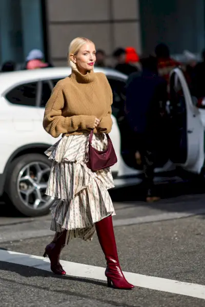 how-wear-red-boots-outfits-246527-1607034468331-main