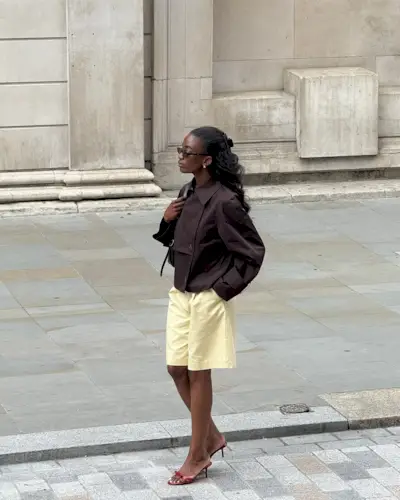 An image of @_livmadeline wearing a 2025 short trend.