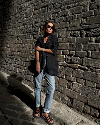 summer-jeans-outfits-300290-1684226116371-main