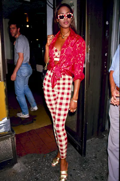 Naomi Campbell wearing gingham leggings in the '90s.