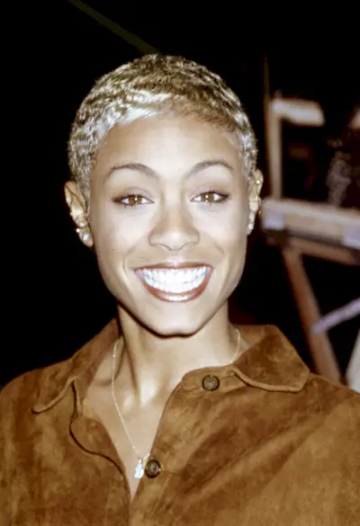 90s-hairstyles-282221-1567475118385-main