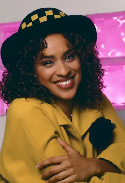 90s-hairstyles-282221-1567474137836-main