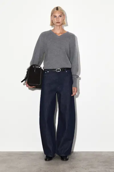 Twist Barrel-Leg Jeans