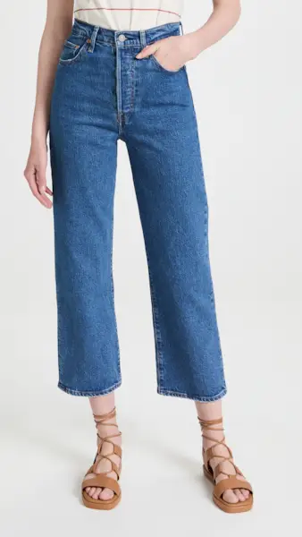 Levi's + Ribcage Straight Ankle Jeans