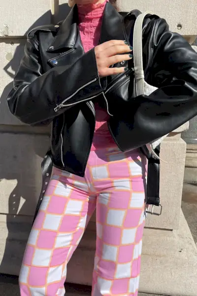 outfits to wear on a first date shown on a woman wearing