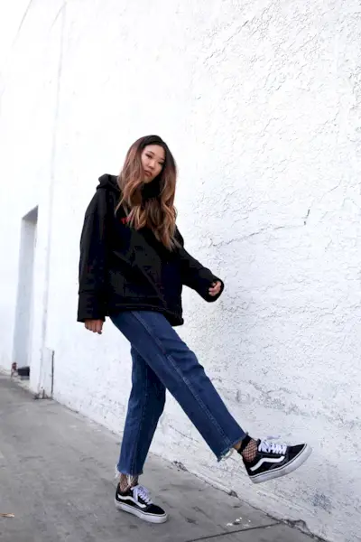 how-to-wear-vans-261746-1530163038364-image