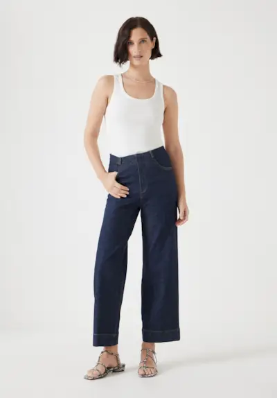 Marla Cropped Jean