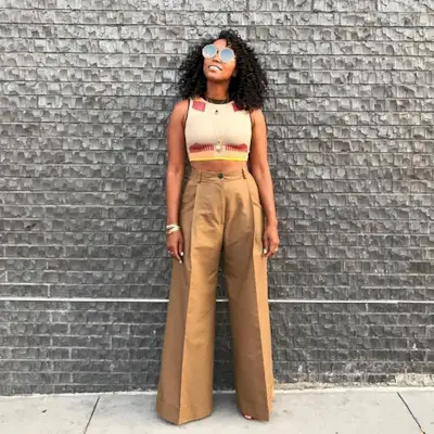 beige-pant-outfits-for-summer-259759-1528338783666-image