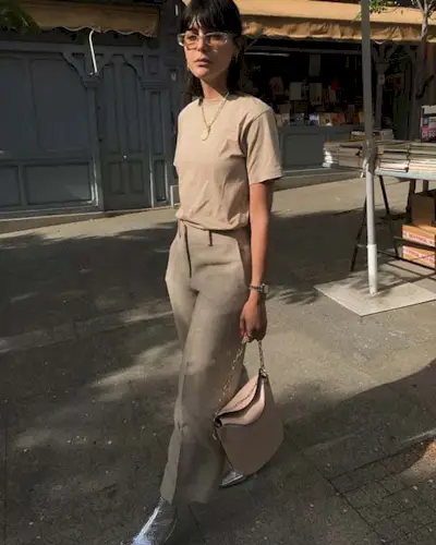 beige-pant-outfits-for-summer-259759-1528317636201-image