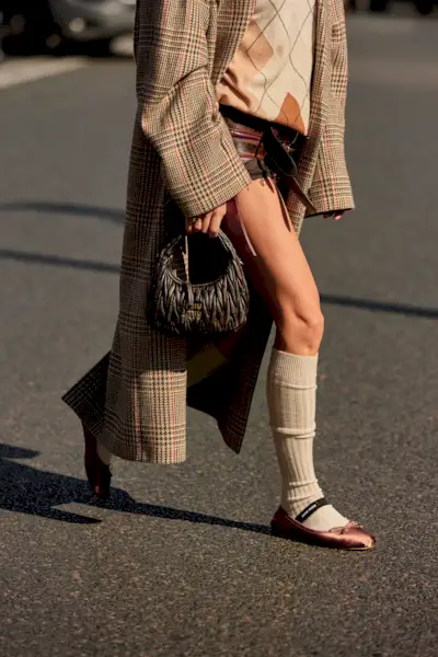 miu-miu-ballet-pumps-302916-1665095946204-main