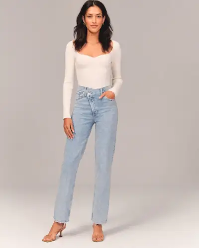 Abercrombie & Fitch + Ultra High Rise 90s Straight Jean