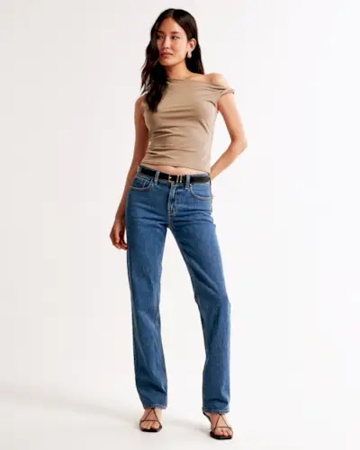 Mid Rise 90s Straight Jean