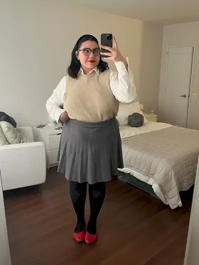 indie-sleaze-outfit-ideas-305007-1674239416231-main