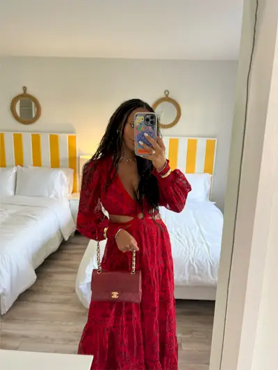 Sierra Mayhew wearing a Hamptons outfit.