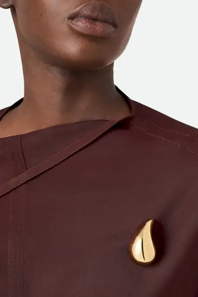 Bottega Veneta Large Drop Brooch in Yellow Gold