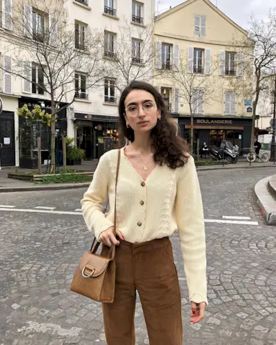 french-girl-corduroy-outfits-296940-1693307966386-main