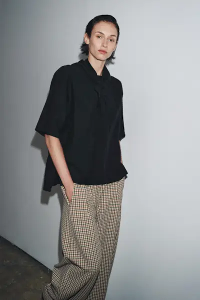 Flowy Blouse With Scarf Zw Collection