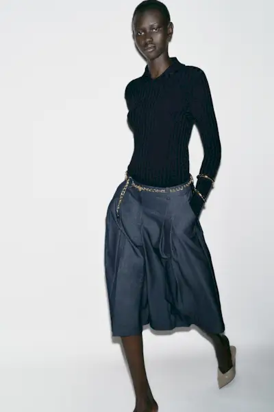 Belted Long Bermuda Shorts With Chain