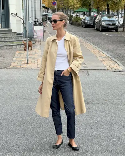 v-neck t-shirt outfits