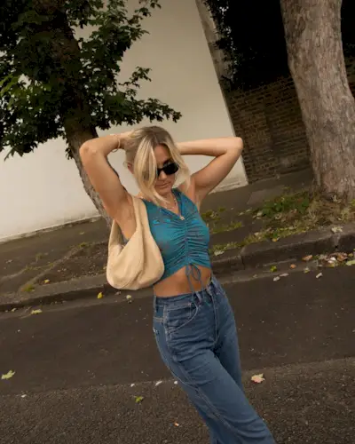 handbag-colours-that-go-with-everything-306708-1681388572373-image