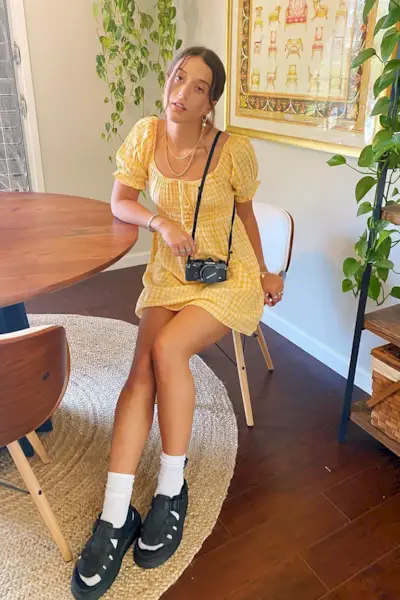 chunky-sandal-outfits-288026-1593706847931-image