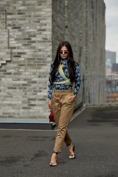 khaki-pant-outfits-285265-1580498581963-main