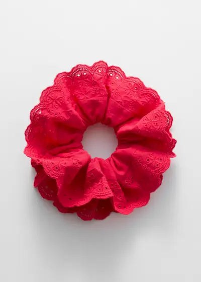 Broderie Anglaise Scrunchie