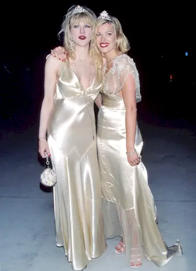 5-times-the-90s-slip-dress-made-fashion-history-1733647-1460683264