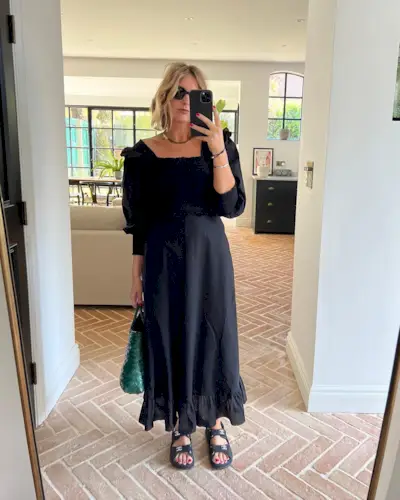 chanel-sandals-288450-1684185903763-main