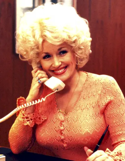 classic-movie-outfits-291099-1610619858602-image