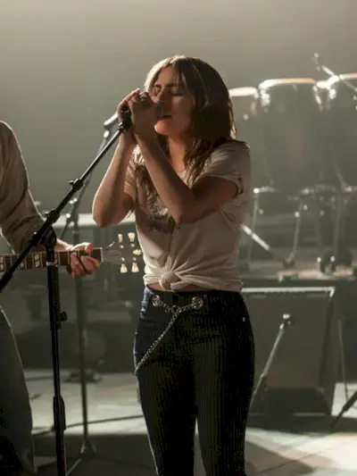 classic-movie-outfits-291099-1610619925575-image